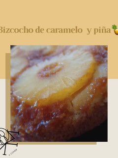 Una foto de Bizcocho de Piña y caramelo 🍍