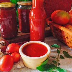 A picture of Organic Tomato Ketchup.