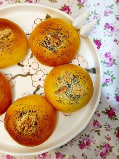 عکسی از دستور نان مغزدار گردویی