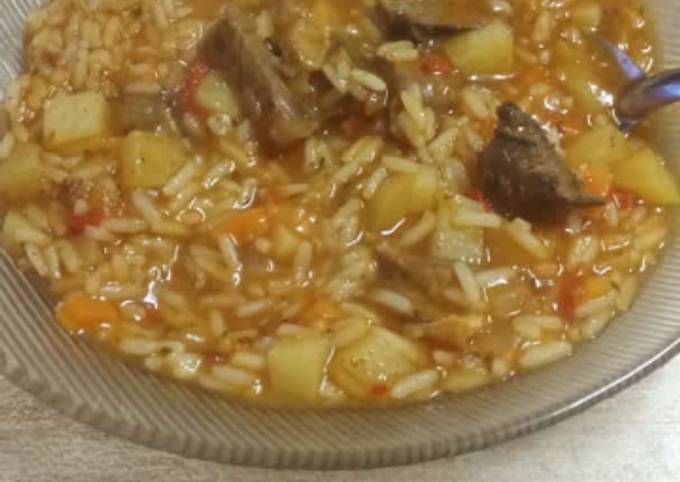 Guiso de arroz con sobras de asado? Receta de SharoN Bravo- Cookpad