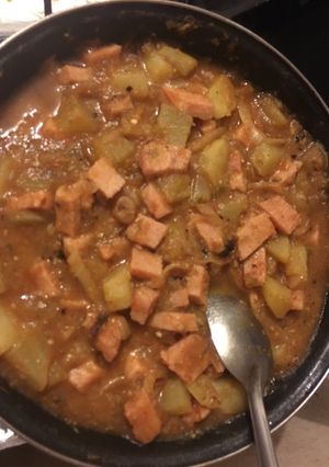 Una foto de Chuleta ahumada en salsa mexicana