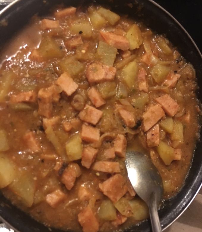 Una foto de Chuleta ahumada en salsa mexicana