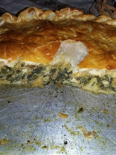 Una foto de Tarta de acelga, pollo y zapallito