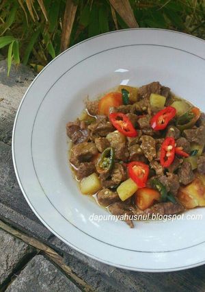 Foto resep Oseng-oseng daging & kentang
