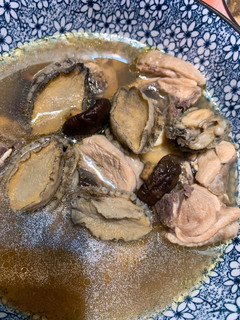 鮑魚香菇雞湯 的食譜成品照片