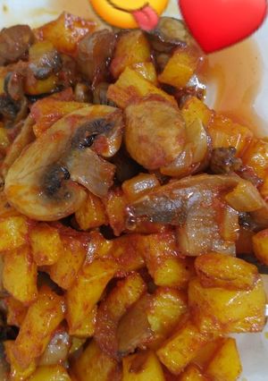 عکسی از دستور خوراک قارچ و سیب زمینی🍄🥔