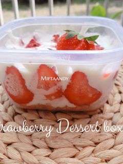 Foto resep Strawberry Dessert Box