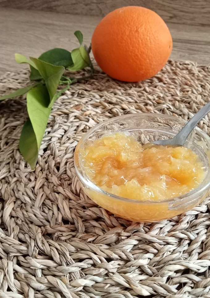 Una foto de Mermelada de naranja y canela de la manera tradicional