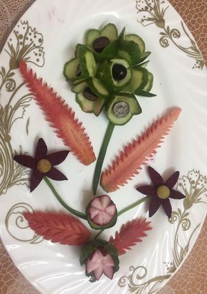 A picture of Flowery salad.