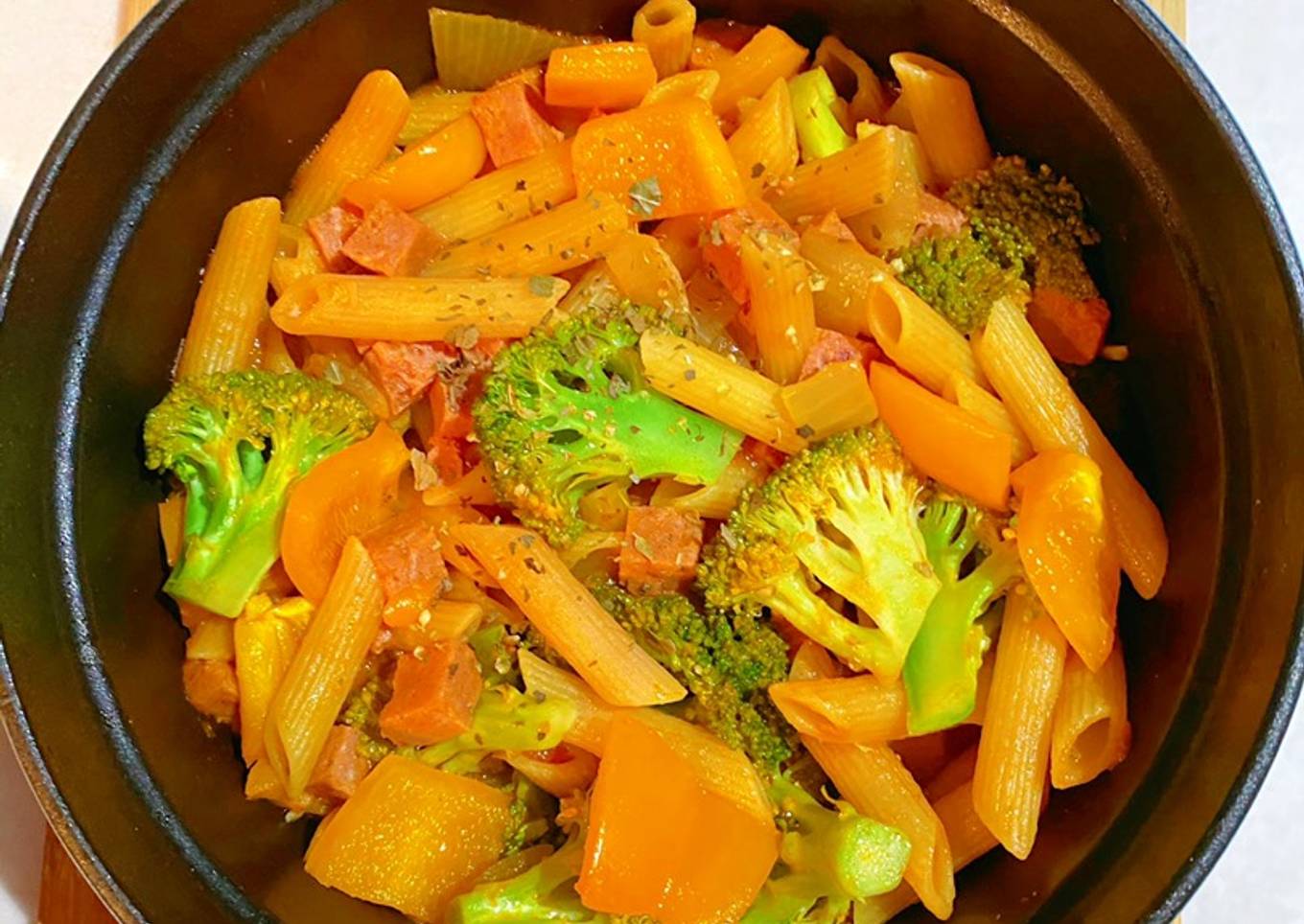Luncheon Meat Veggie Pasta