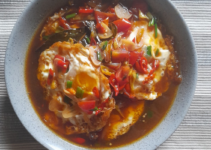 Telur Ceplok Balado