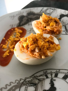 Una foto de Huevos rellenos
