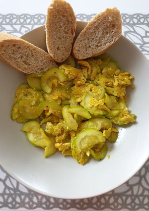 Tojásos cukkini recept fotója