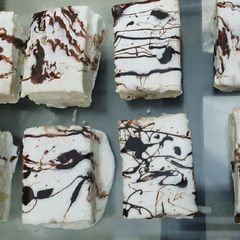 Fluffy vanilla pastries❤😍 A picture of Fluffy vanilla pastries❤😍.