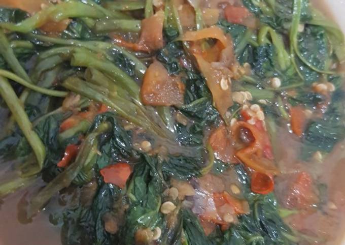 Resep 25. Tumis kangkung trasi pedas gurih, Enak Banget