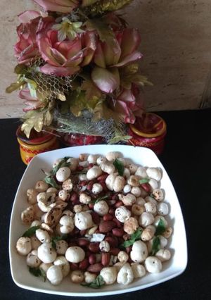 A picture of Makhana Namkeen.