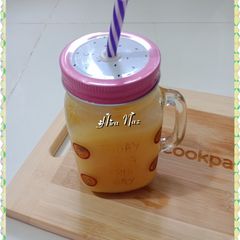 A picture of Mango shake.