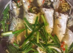 Hình của món Cá bạc má kho lạt.