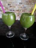 Tricia’s Strawberry Mango Spinach Apple Smoothie