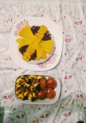 عکسی از دستور جوجه کباب تابه ای با برنج قالبی