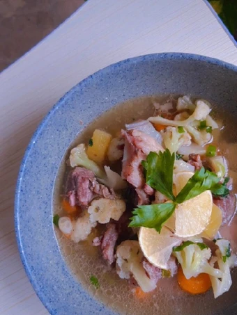 Langkah Mudah untuk Membuat Resep Sup Iga Sapi yang Bikin Ngiler