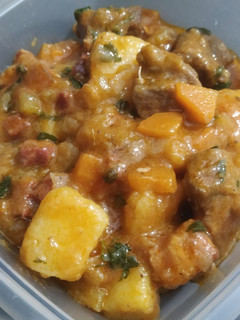Una foto de Guisado de ternera y patatas