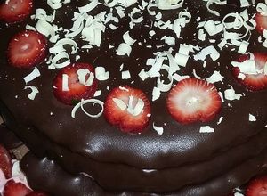 Una foto de Torta helada💣💣