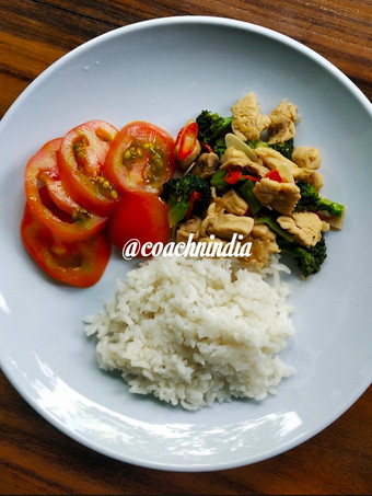 Bagaimana Menyiapkan Ayam Brokoli Lada Hitam #diet Praktis