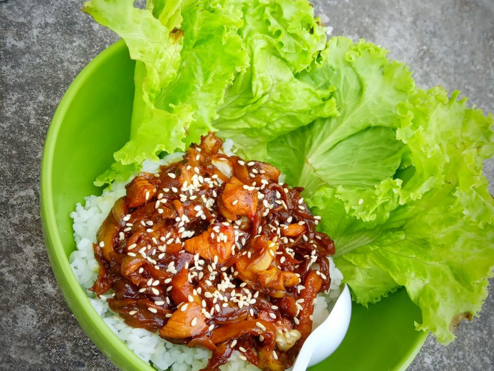 Bagaimana Membuat Rice bowl ayam jamur teriaki, Bisa Manjain Lidah