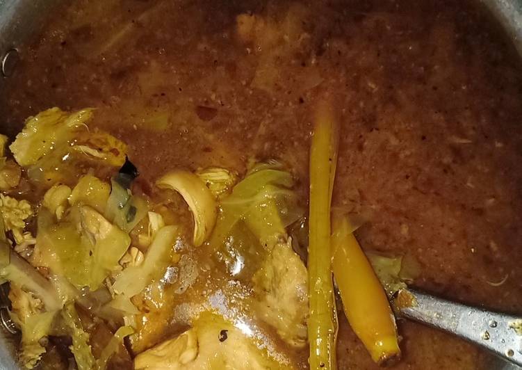 Masakan Populer Soto ayam kuah segar gurih Ala Restoran