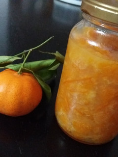 Una foto de Mermelada & dulce de mandarina