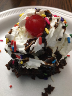 A picture of Brownie Sundae.