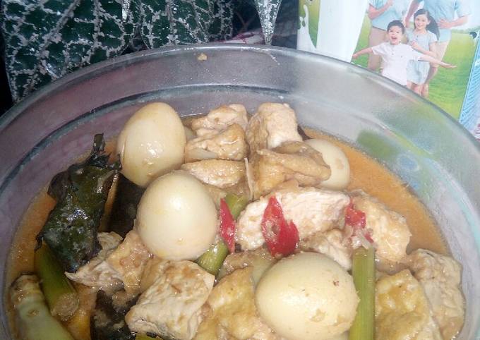 Resep Semur Telur Puyuh Dan Tahu Oleh Yanti Sartika Cookpad