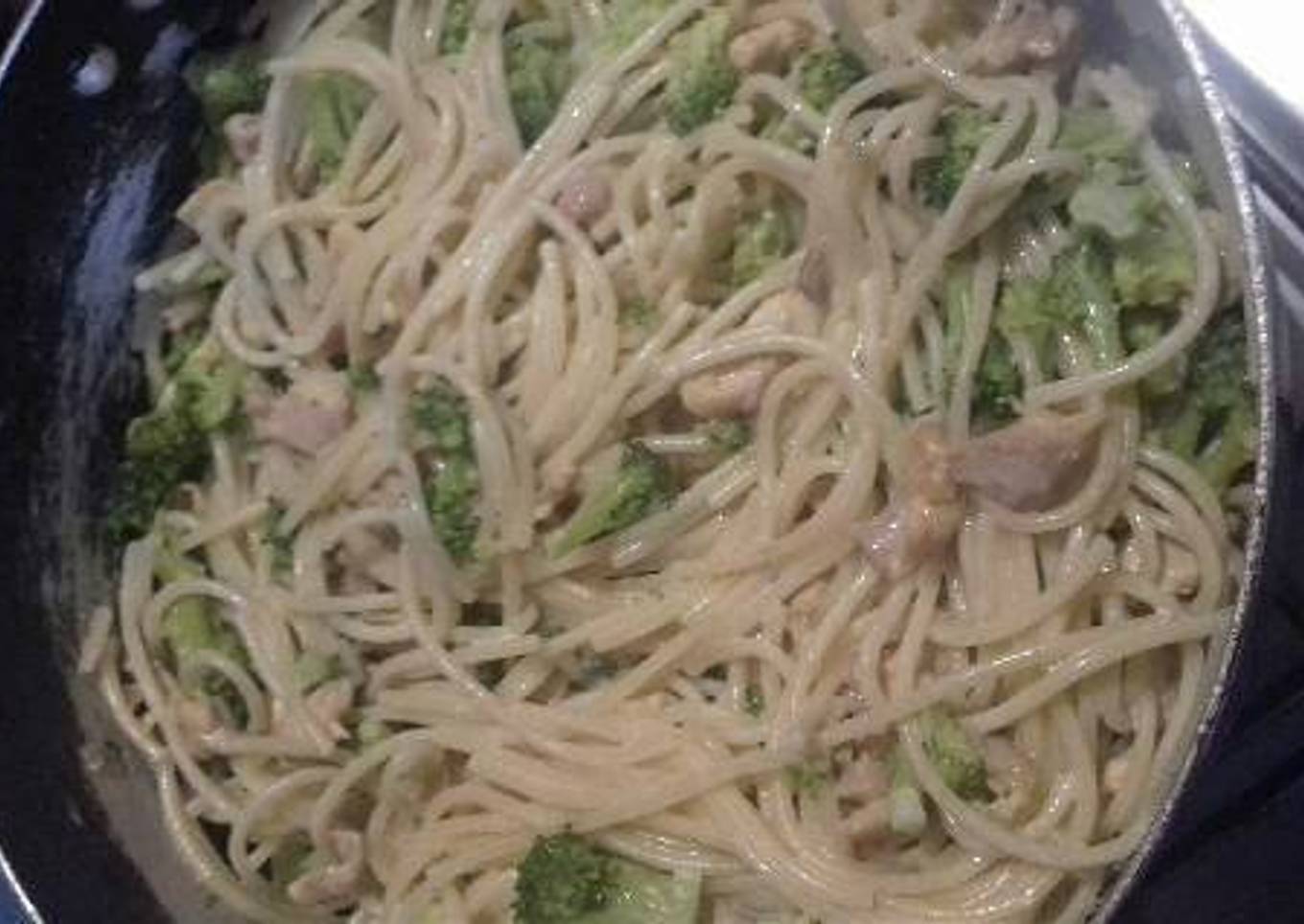Spaghetti con pollo y brócoli 🍴