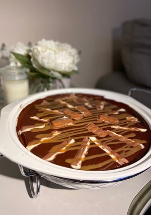 صورة لوصفة كيكة الشوكولاتة بالكندر 🍫💗