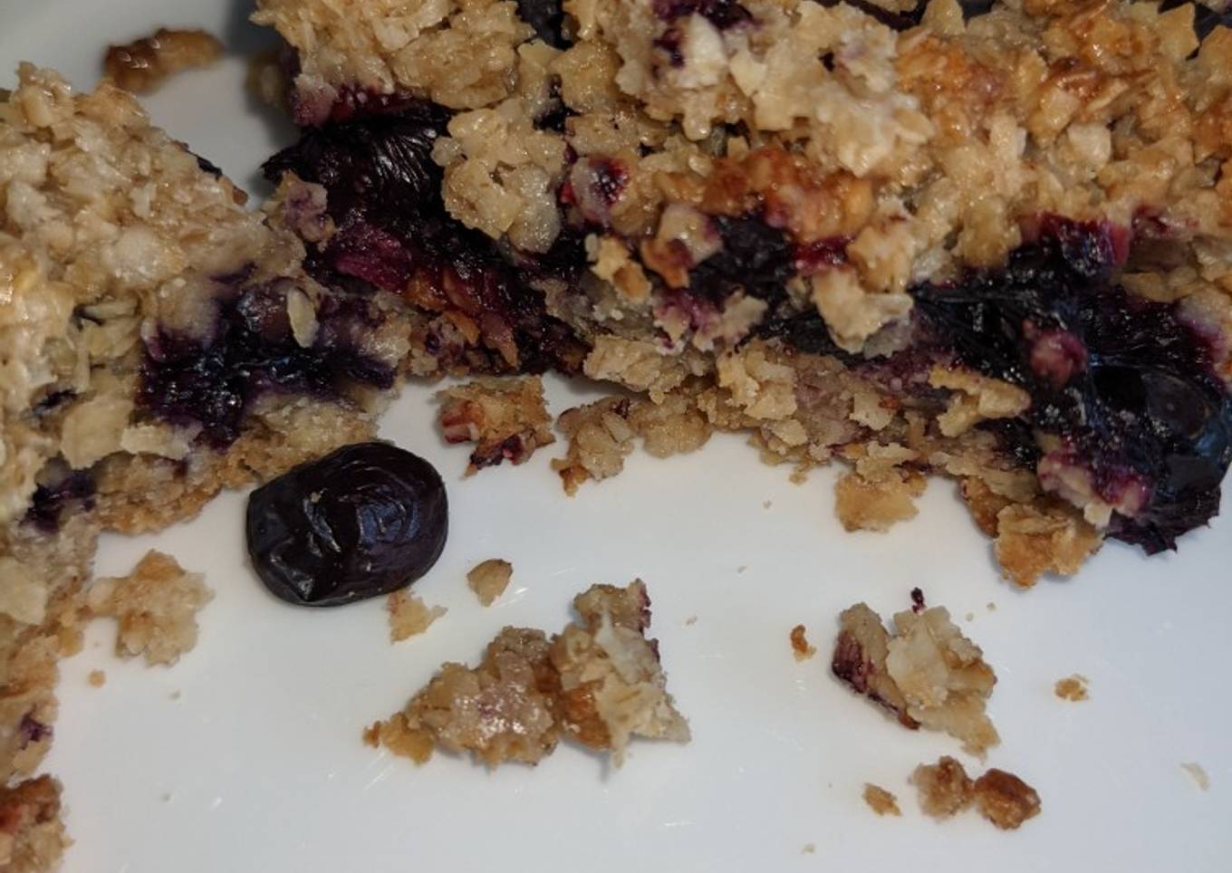 Blueberry oat bars