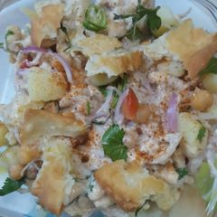 A picture of Ramzan special dahi phulki.