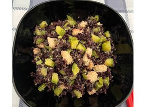 Foto di Riso venere freddo con zucchine e salmone 🍛