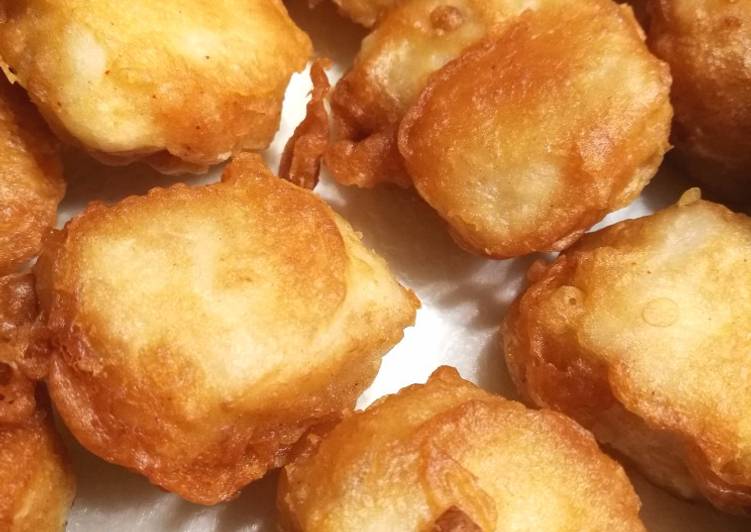 Dados de merluza a la romana