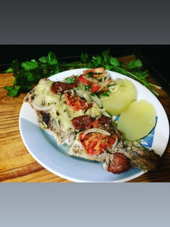 Una foto de Sierra al horno con queso 🧀🐟