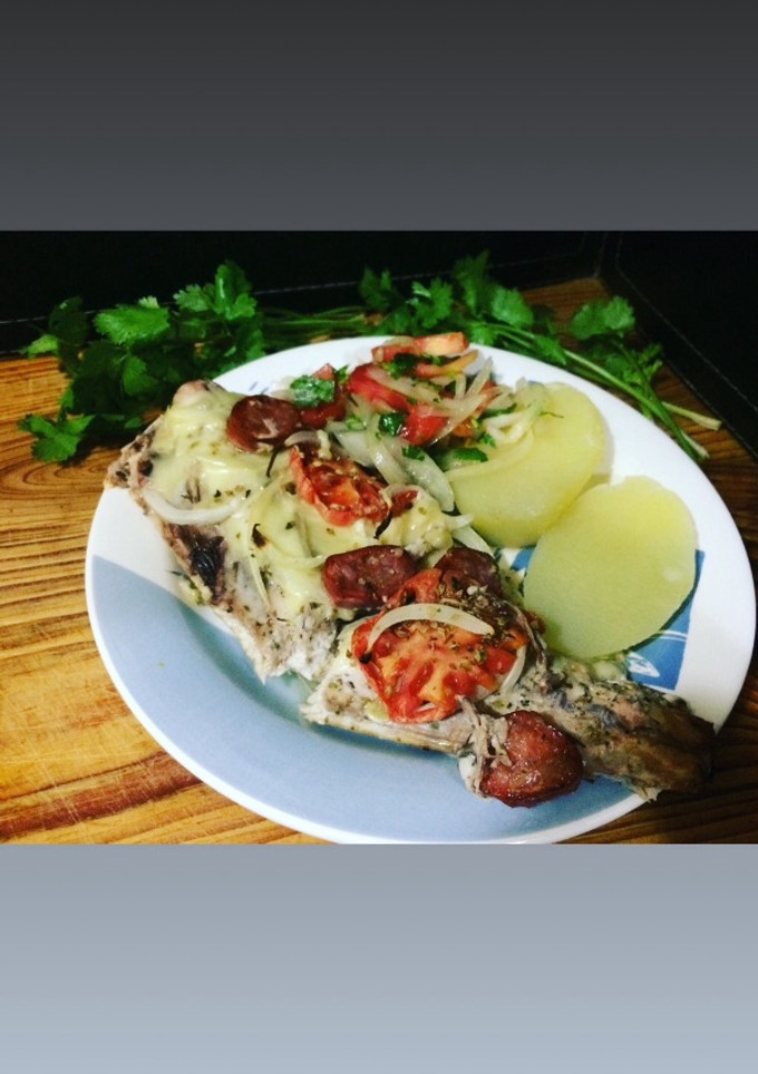 Una foto de Sierra al horno con queso 🧀🐟