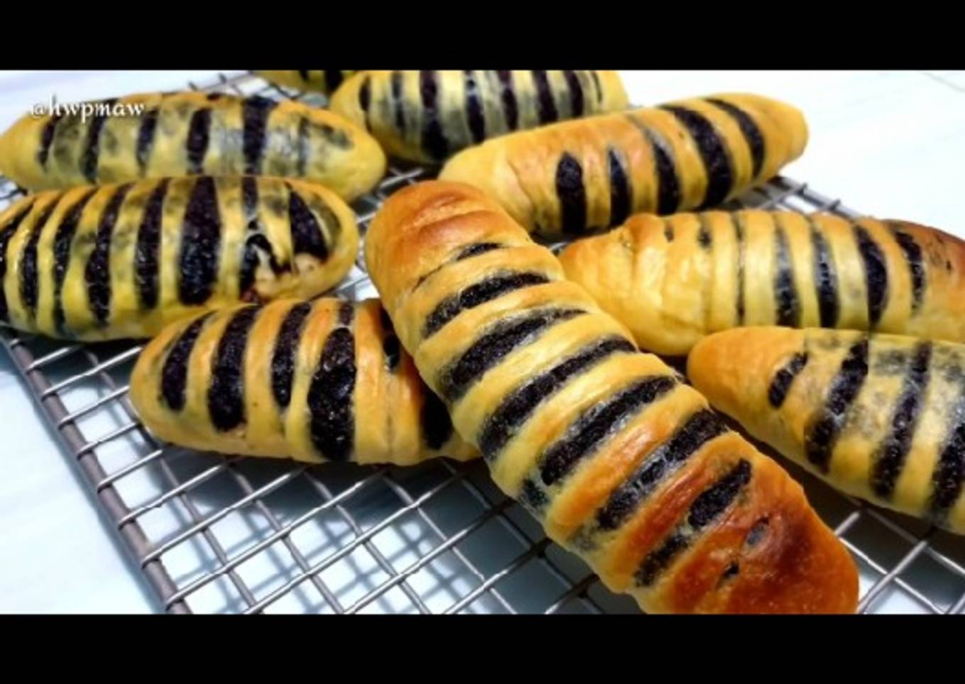 Filipino Chocolate Bread's