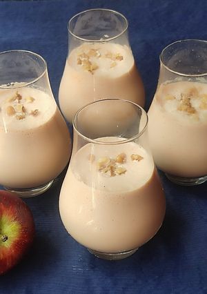A picture of Apple Cinnamon Soya Shake.