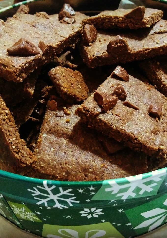 Una foto de Galletas de chocolate y almendras