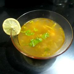 A picture of Lemon coriander soup.