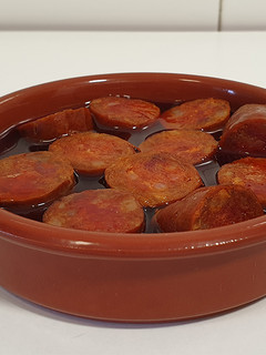 Una foto de Chorizos a la sidra