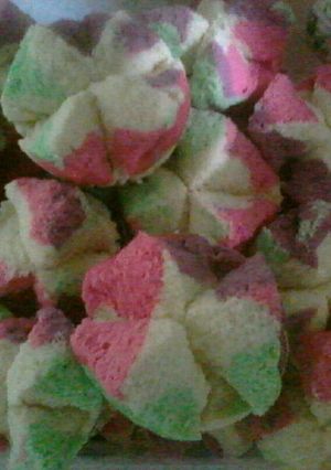 Foto resep Bolu kukus mekar merekah 😀😙