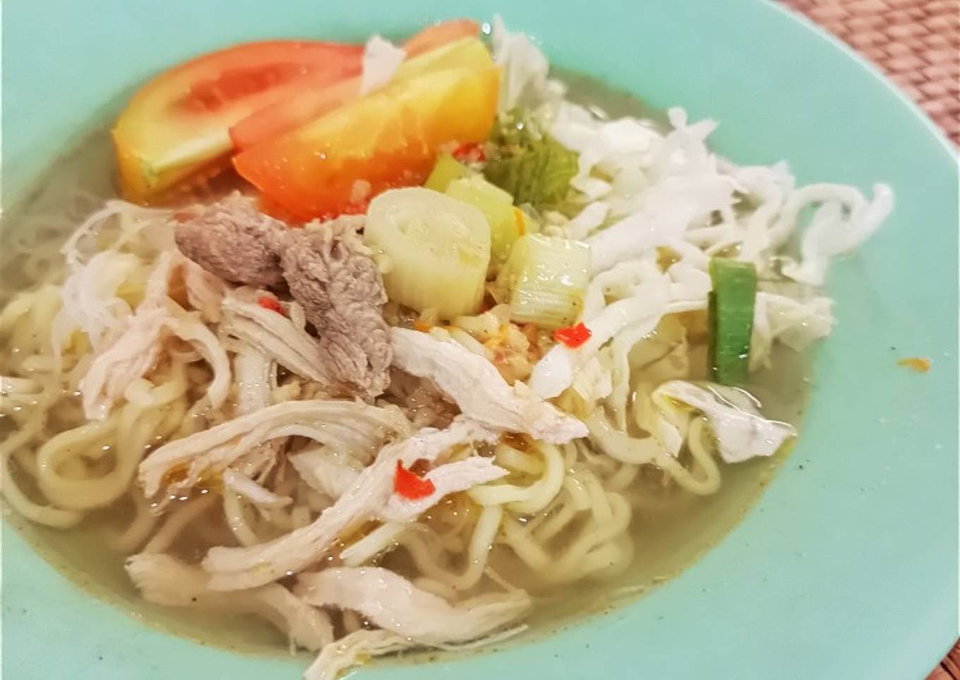 Resep Soto Mi Minimalis (pakai ayam) yang Enak