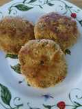 Lee's Easy Salmon Patties (Cakes Croquettes)