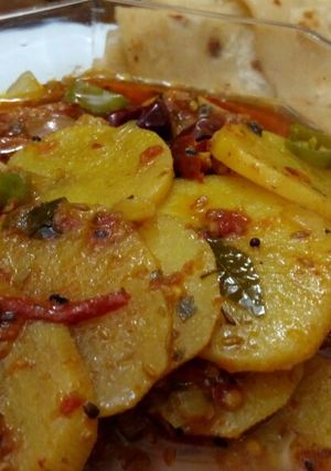 A picture of Allu ki karahi.